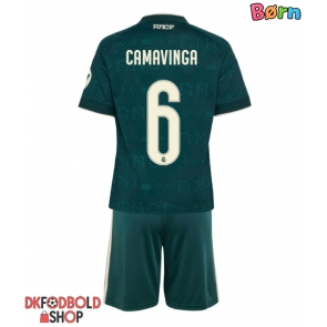 Real Madrid Eduardo Camavinga #6 Udebanesæt Børn 2026-27 Kort ærmer (+ korte bukser)